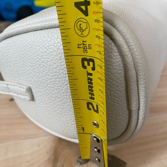 Commense Cream Mini Barrel Bag Purse Women’s Handbag NEW - Picture 10 of 12